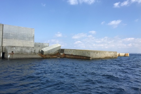 台風で壊れた堤防